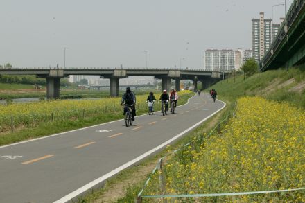금천한내 자전거도로 의 사진1