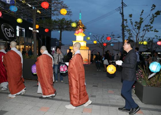 2024년 부처님 오신 날 기념 조형물 점등식 의 사진20