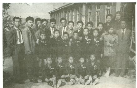 시흥초등학교 의 사진