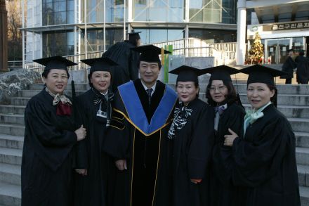 제1기 금천주부교양대학 수료식 의 사진3