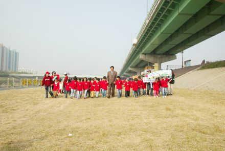 관내보육시설 어린이 금천한내(안양천) 걷기 대회 의 사진17