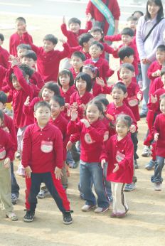 관내보육시설 어린이 금천한내(안양천) 걷기 대회 의 사진22