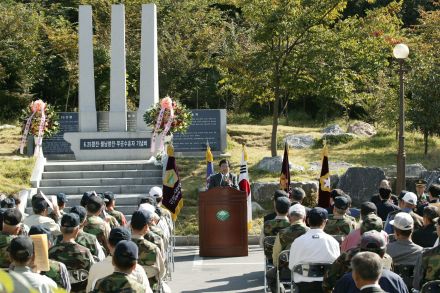 참전기념비 건립2주년 및 재향군 의 사진17
