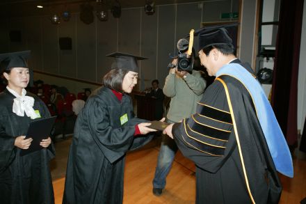 제2기주부교양대학 졸업식 의 사진6