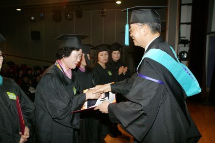 제2기주부교양대학 졸업식 의 사진17