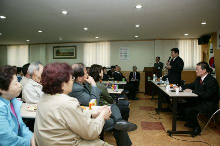 2005 시흥본동 주민과의 대화 의 사진12