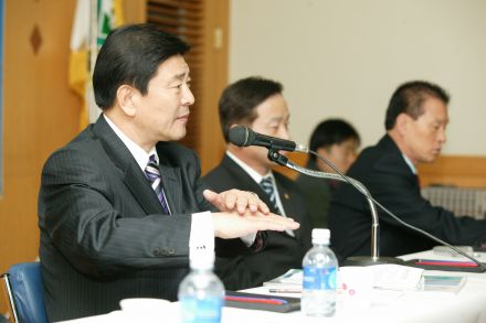 2006 시흥본동 주민과의 대화 의 사진10