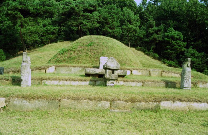 1998년 순흥안씨묘 의 사진4