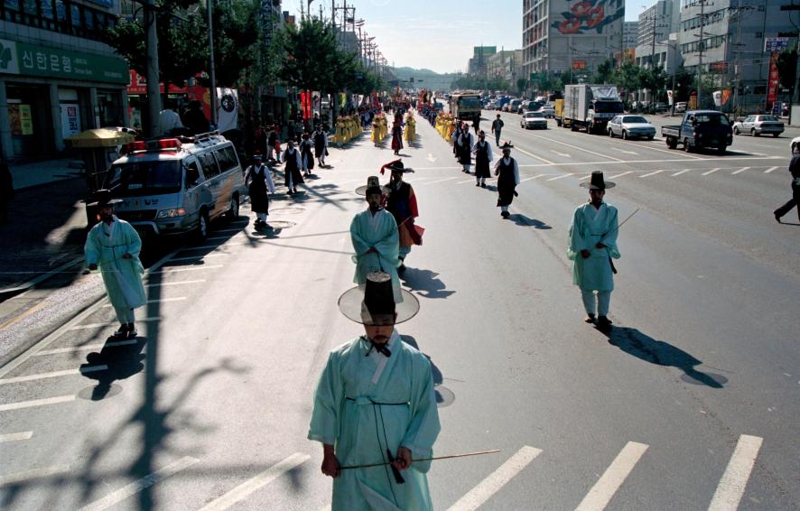 2000년 제5회구민의날(정조어가행렬) 의 사진50