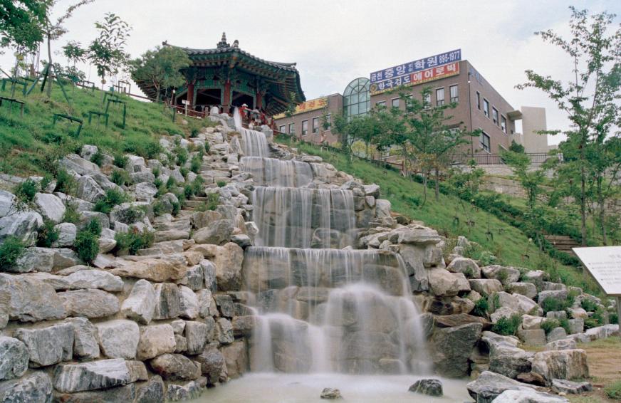 2001년 산기슭공원 의 사진18