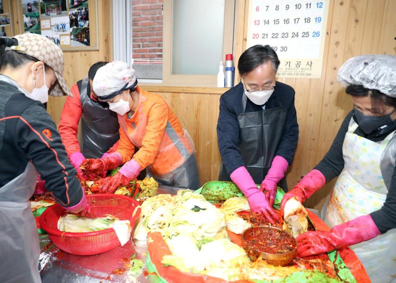 전통시장 김장김치 나눔 이벤트 - 독산동 맛나는거리 상점가 의 사진9