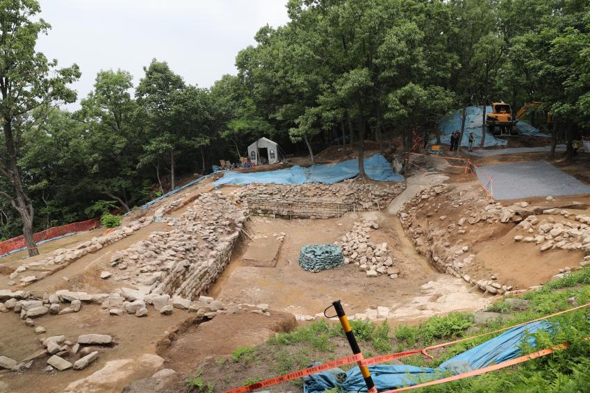서울 호암산성 제1차 발굴조사 현장설명회 의 사진2